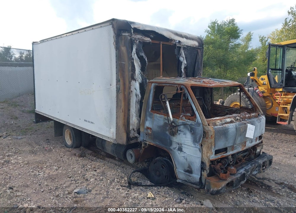 1994 ISUZU NPR VIN: JALB4B1K8R7009928