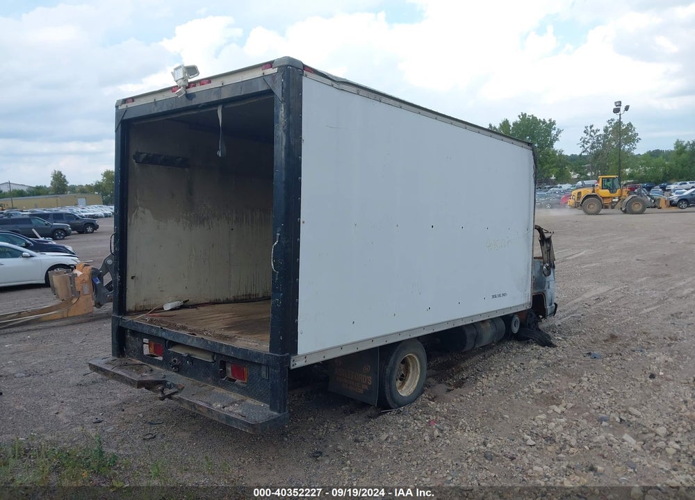 1994 ISUZU NPR VIN: JALB4B1K8R7009928