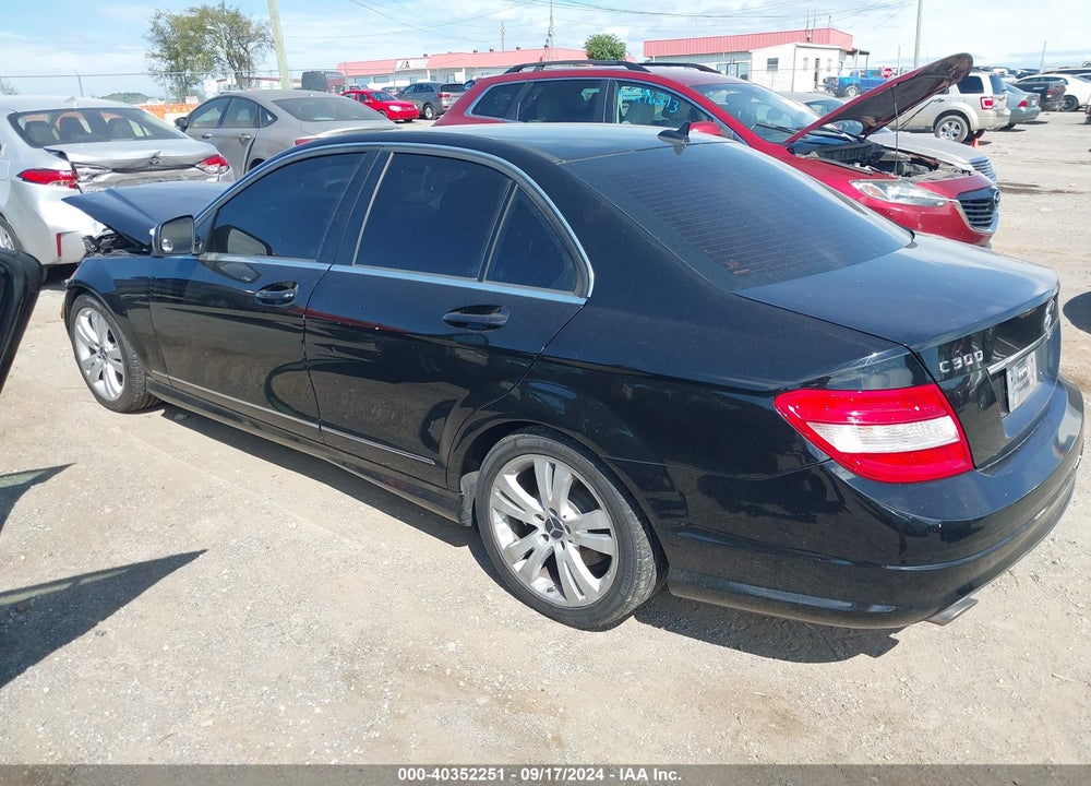 2009 MERCEDES-BENZ C 300 LUXURY/SPORT VIN: WDDGF54X79R065220