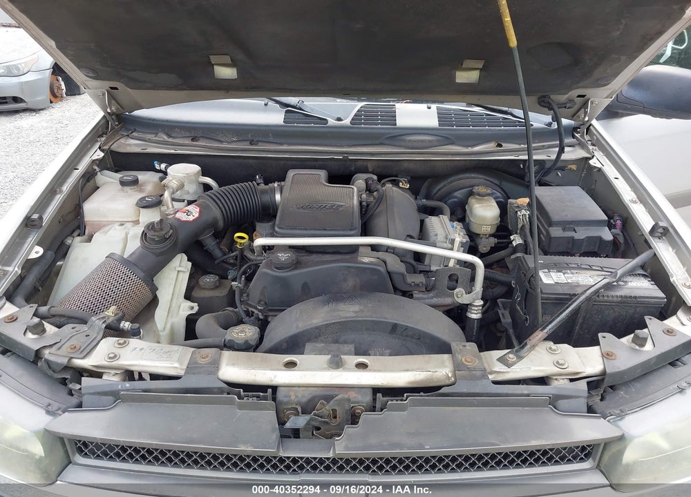 2005 CHEVROLET TRAILBLAZER LS VIN: 1GNDT13S452107342