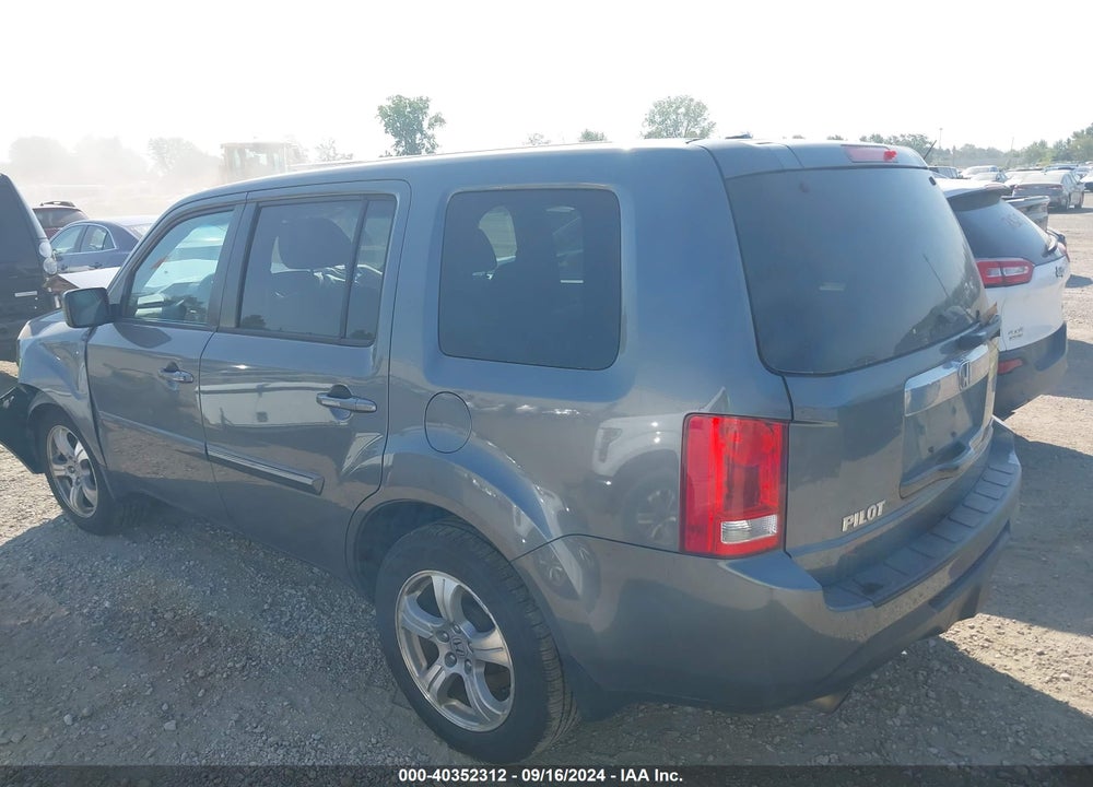 2012 HONDA PILOT EX-L VIN: 5FNYF4H56CB038265