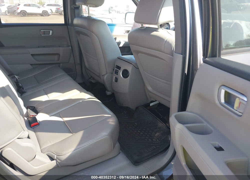 2012 HONDA PILOT EX-L VIN: 5FNYF4H56CB038265