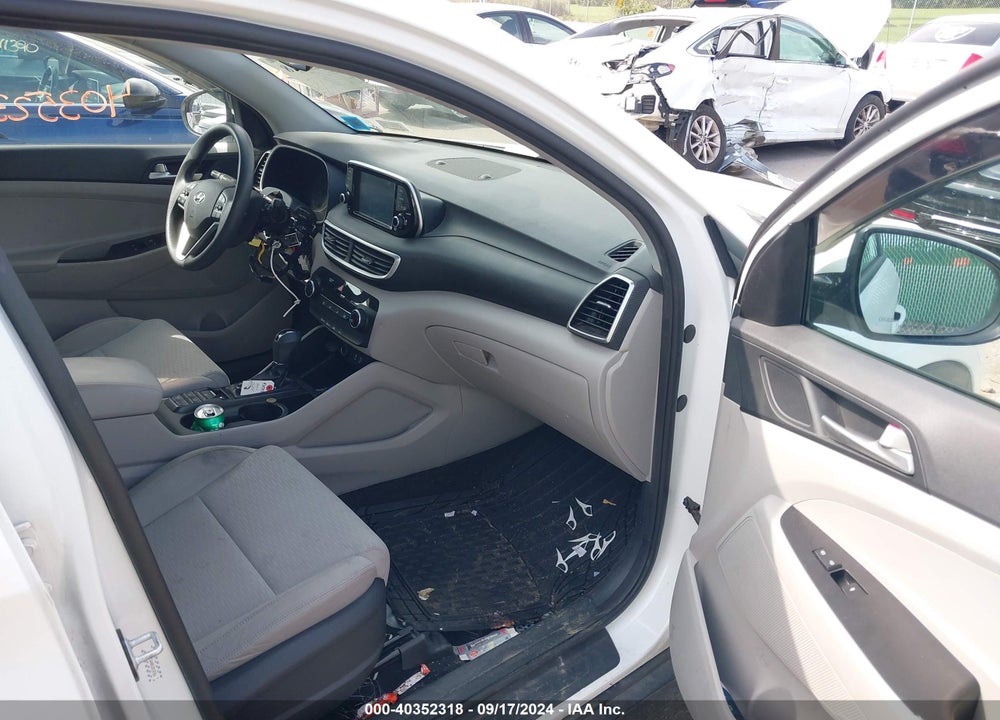 2019 HYUNDAI TUCSON SE VIN: KM8J2CA40KU919764