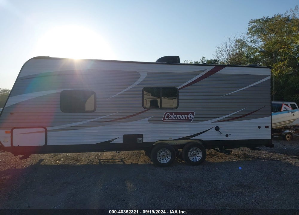 2018 COLEMAN LANTERN VIN: 4YDT21523JH938114