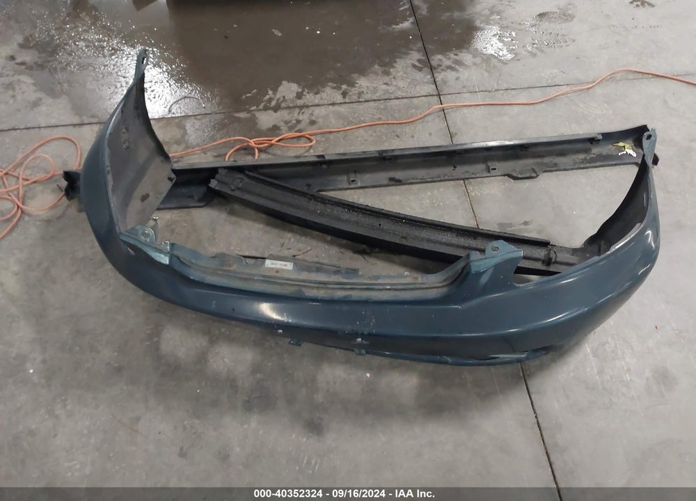1998 HONDA CIVIC LX VIN: 2HGEJ657XWH504394