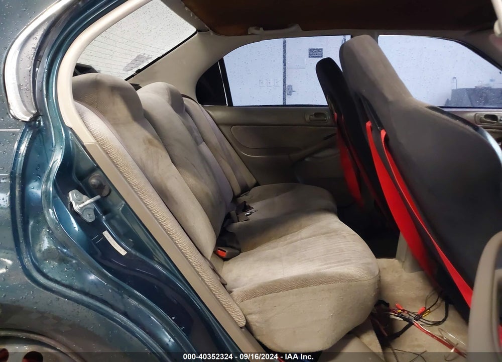 1998 HONDA CIVIC LX VIN: 2HGEJ657XWH504394