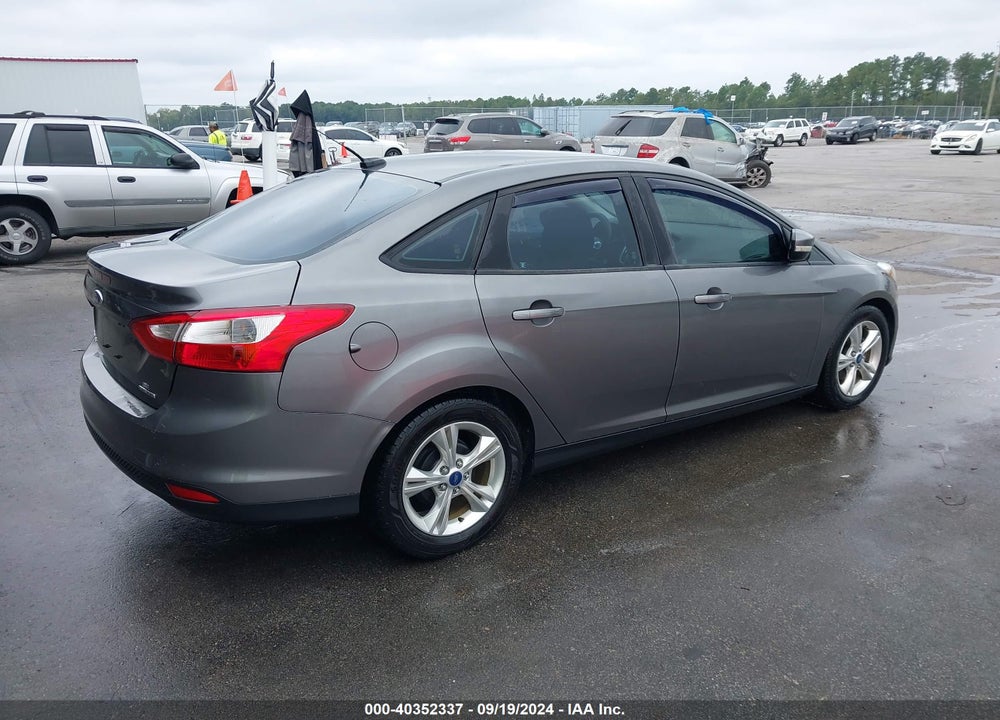 2014 FORD FOCUS SE VIN: 1FADP3F27EL115049