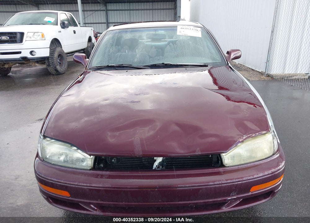1992 TOYOTA CAMRY LE VIN: 4T1SK12E6NU017883