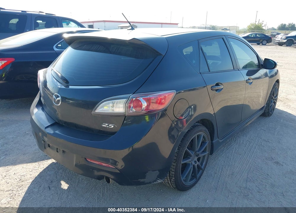 2011 MAZDA 3 S SPORT VIN: JM1BL1K58B1369443