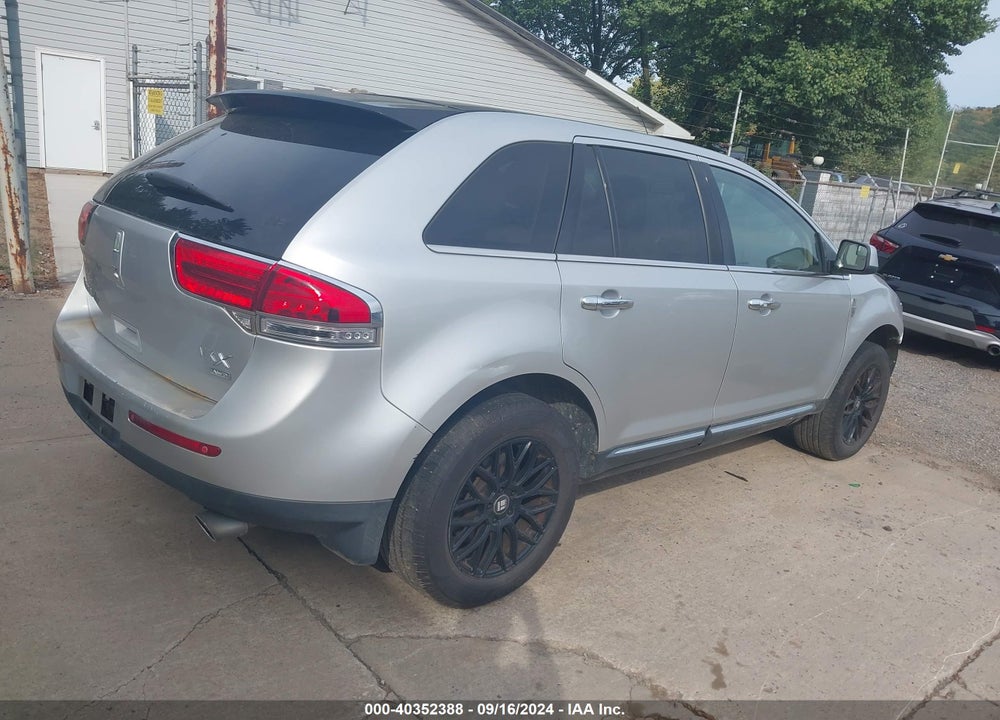 2011 LINCOLN MKX VIN: 2LMDJ8JK3BBJ06814
