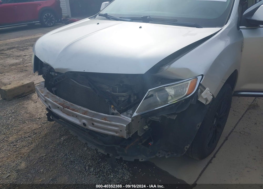 2011 LINCOLN MKX VIN: 2LMDJ8JK3BBJ06814