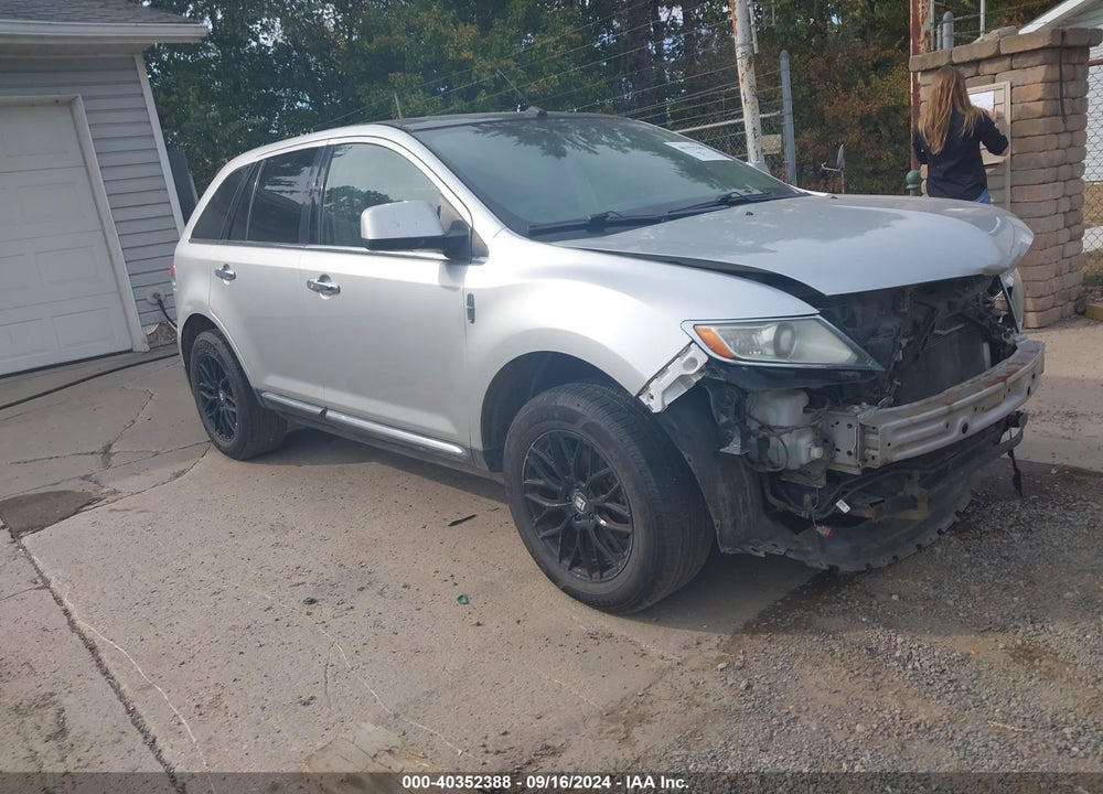 2011 LINCOLN MKX VIN: 2LMDJ8JK3BBJ06814