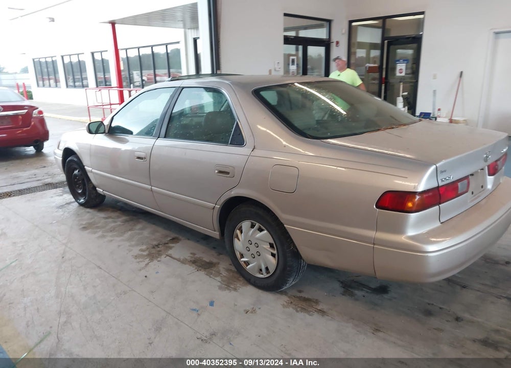 1999 TOYOTA CAMRY LE VIN: 4T1BG22K7XU892373