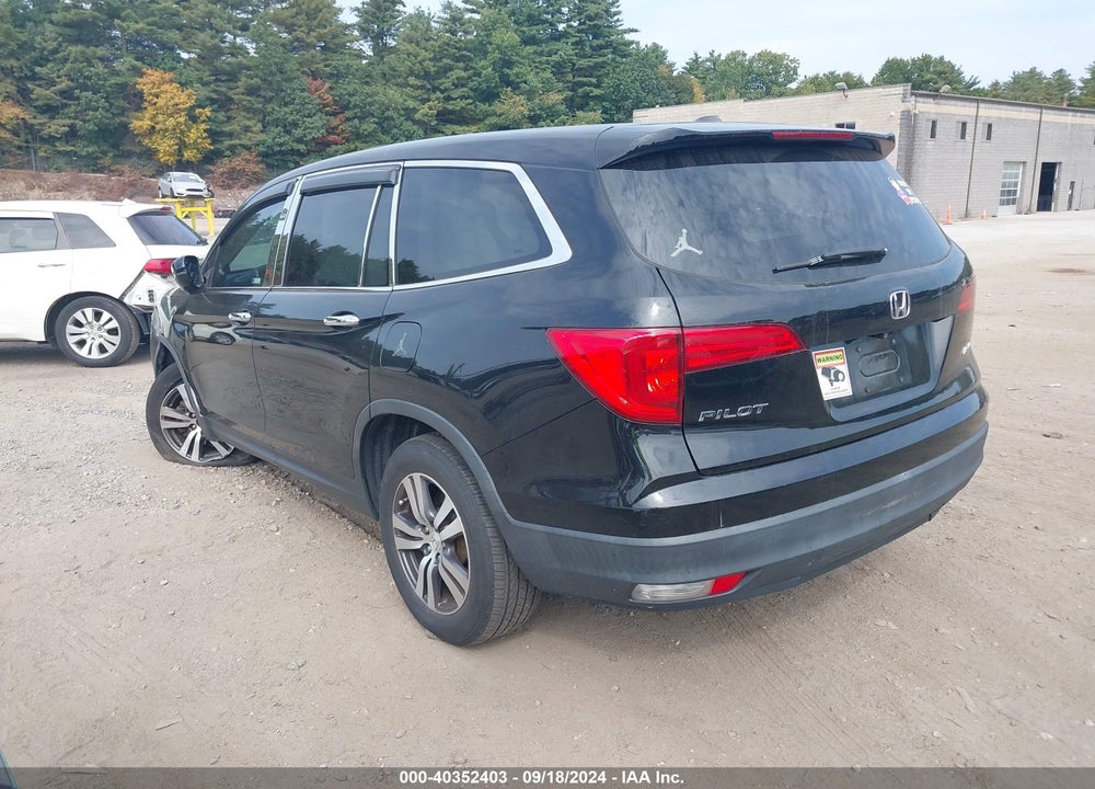 2018 HONDA PILOT EX VIN: 5FNYF6H38JB054359