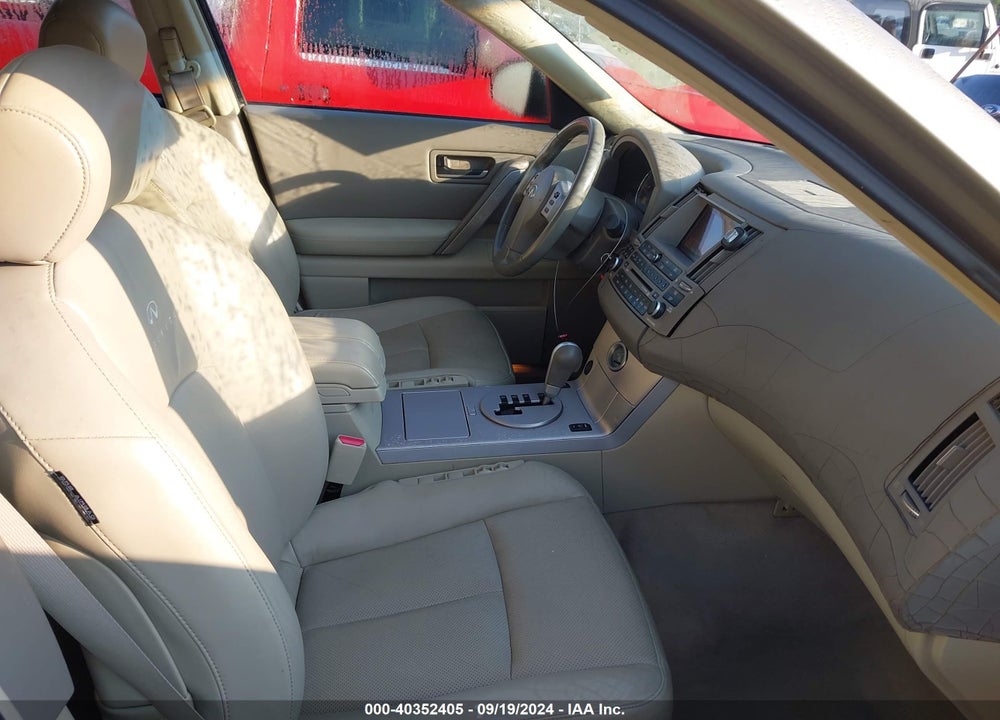 2005 INFINITI FX35 VIN: JNRAS08W95X213759