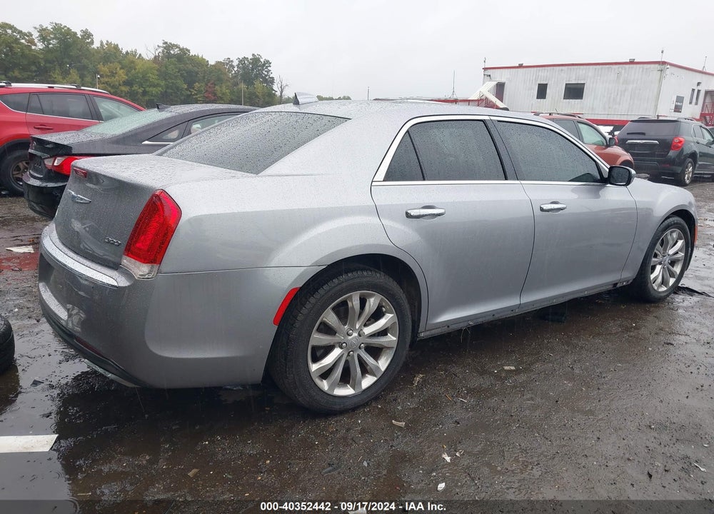 2018 CHRYSLER 300 LIMITED AWD VIN: 2C3CCAKG5JH175074