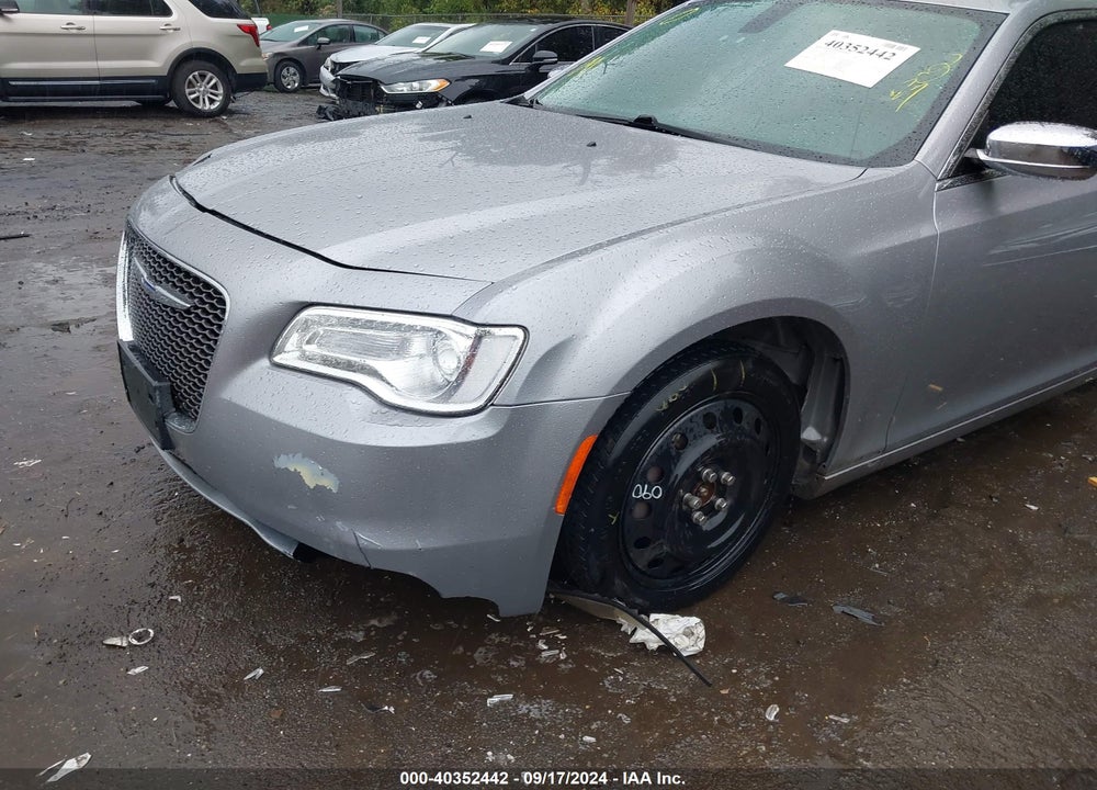 2018 CHRYSLER 300 LIMITED AWD VIN: 2C3CCAKG5JH175074
