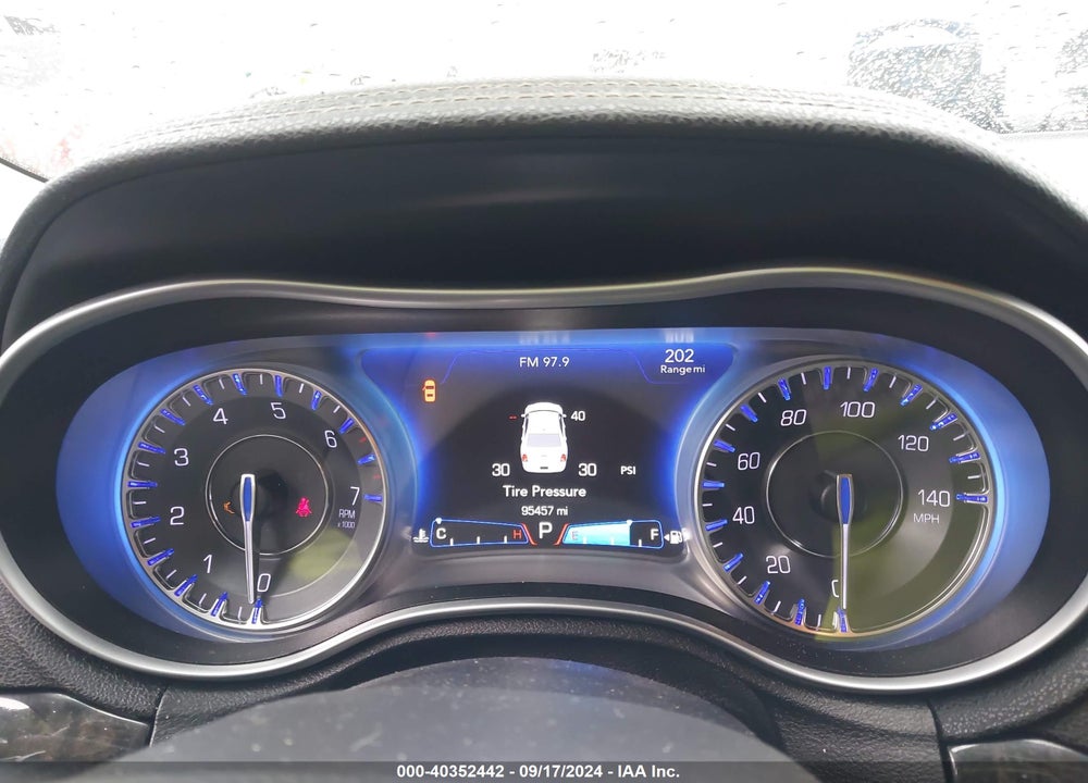 2018 CHRYSLER 300 LIMITED AWD VIN: 2C3CCAKG5JH175074
