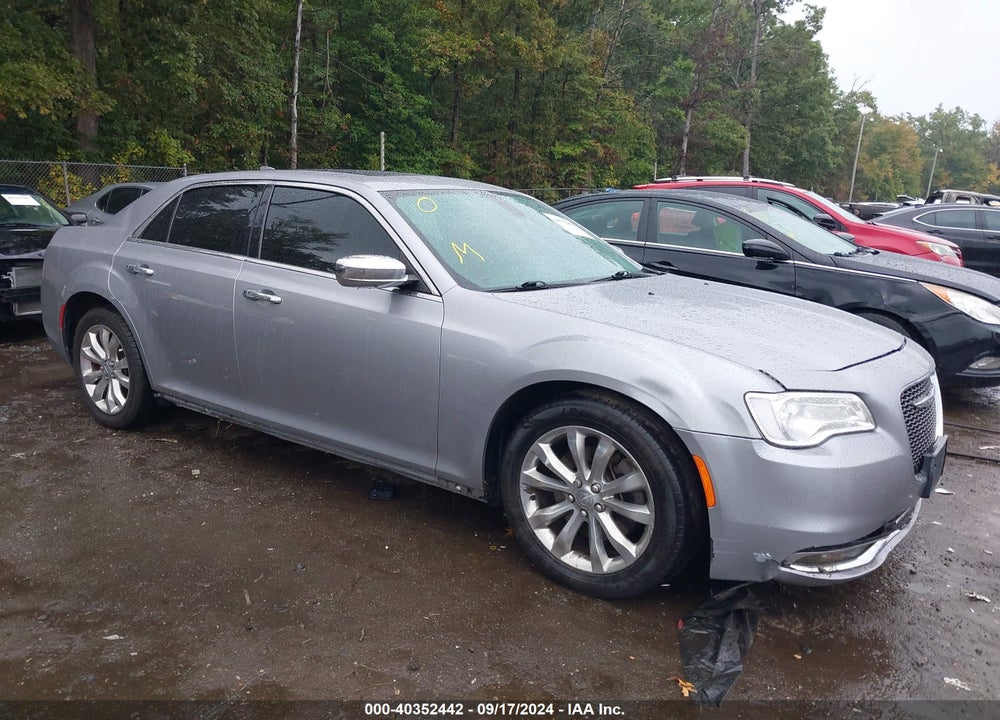 2018 CHRYSLER 300 LIMITED AWD VIN: 2C3CCAKG5JH175074