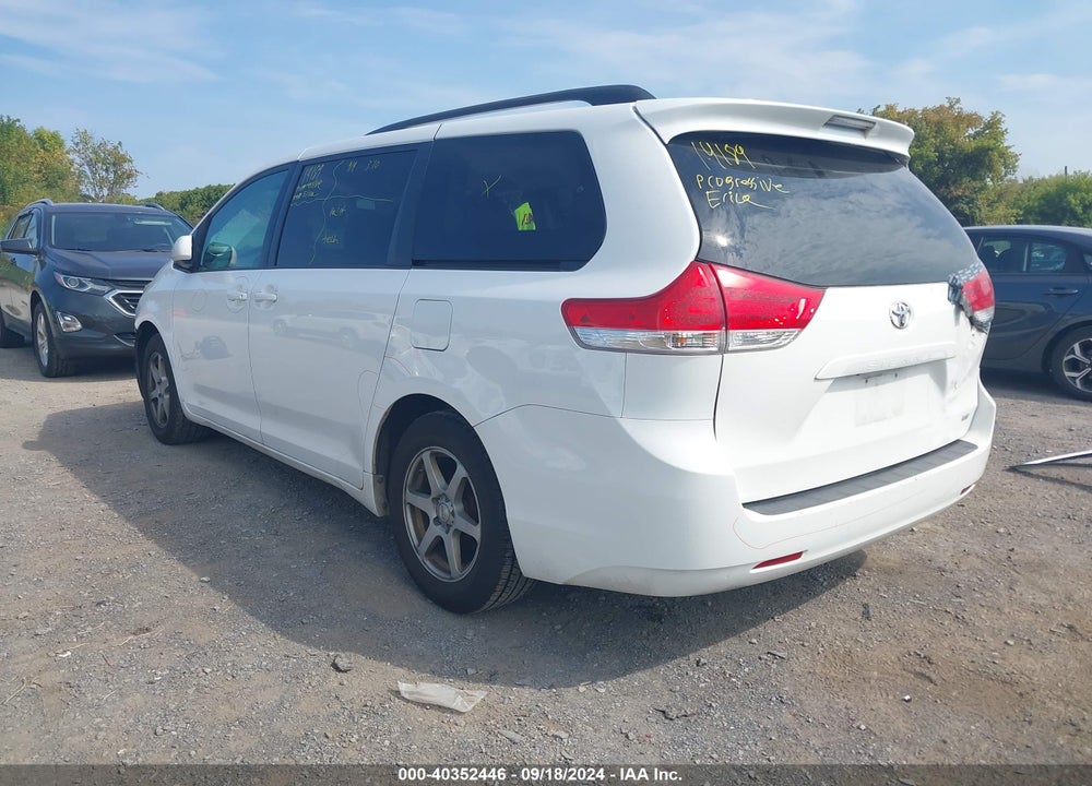 2012 TOYOTA SIENNA LE V6 8 PASSENGER VIN: 5TDKK3DC3CS251914