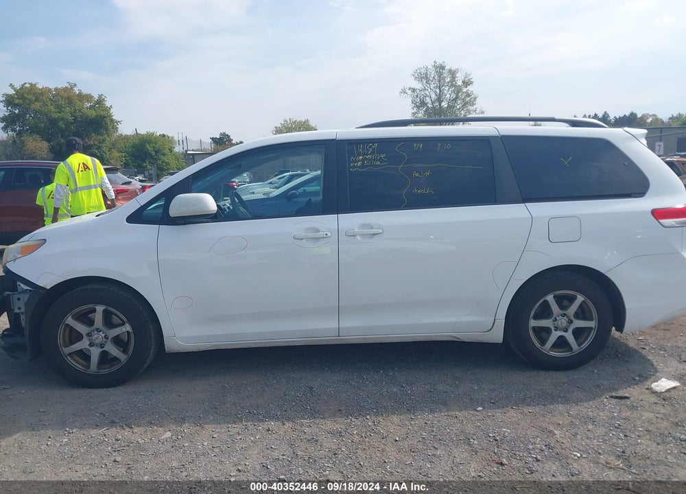 2012 TOYOTA SIENNA LE V6 8 PASSENGER VIN: 5TDKK3DC3CS251914