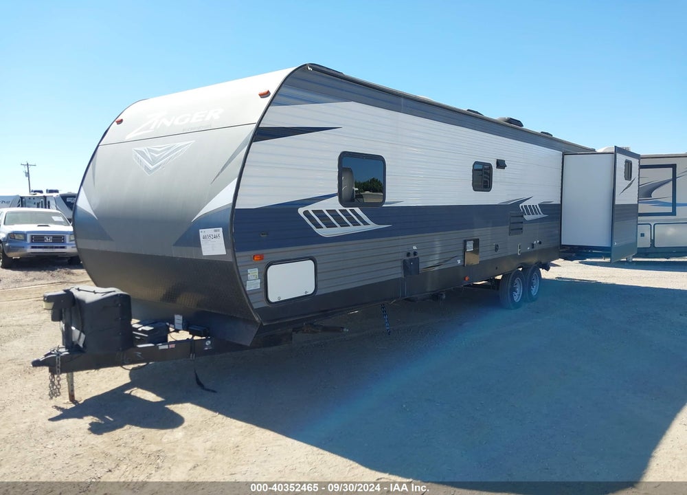 2019 CROSSROAD ZINGER SERIES M-333 VIN: 4YDT33328KS371463