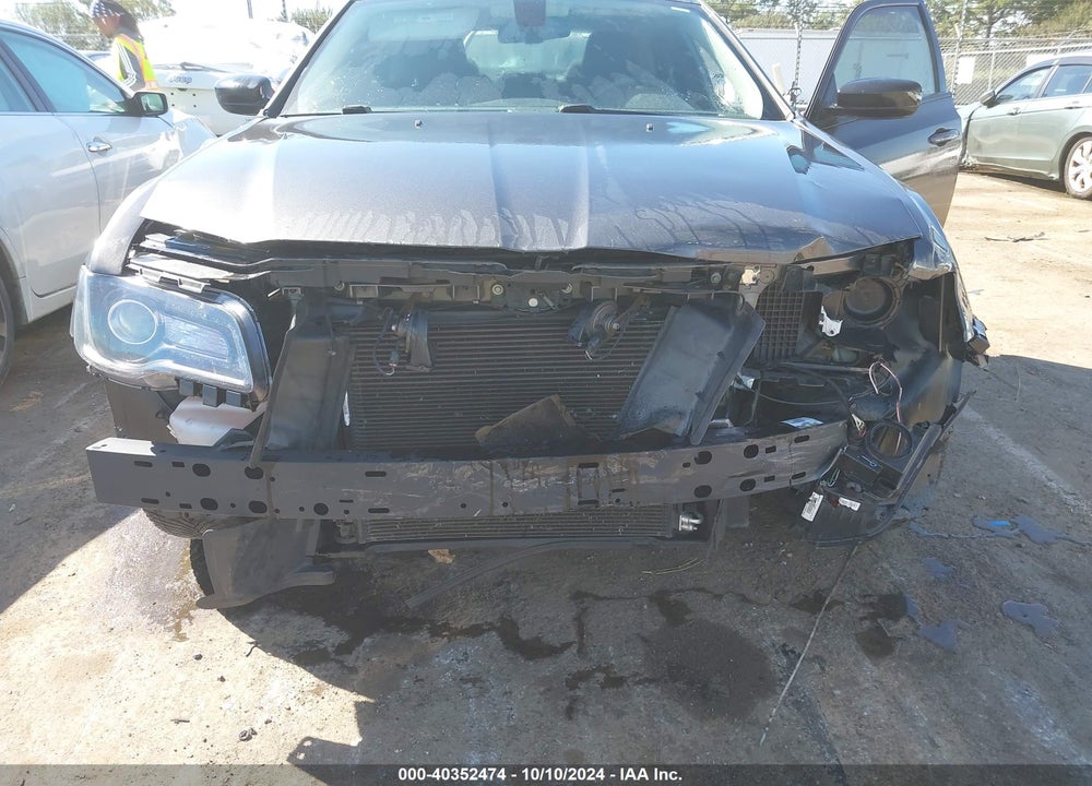2018 CHRYSLER 300 TOURING AWD VIN: 2C3CCARG6JH321262
