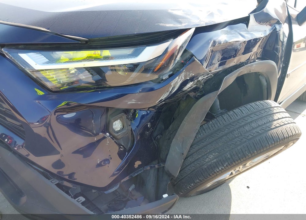 2022 TOYOTA RAV4 XLE PREMIUM VIN: 2T3C1RFV0NW210876