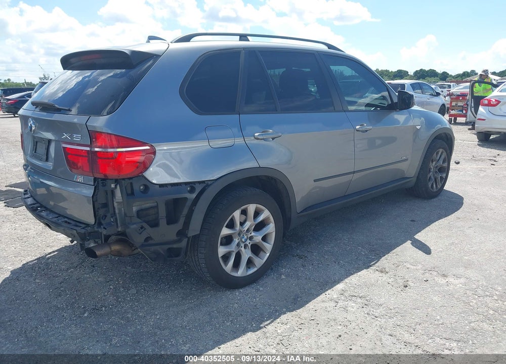 2012 BMW X5 XDRIVE35I/XDRIVE35I PREMIUM/XDRIVE35I SPORT ACTIVITY VIN: 5UXZV4C56CL750348