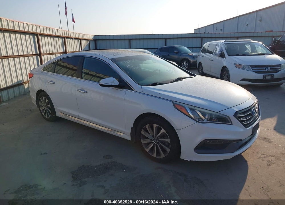 2015 HYUNDAI SONATA SPORT VIN: 5NPE34AF7FH142266