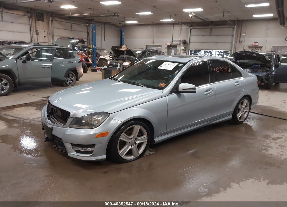2013 MERCEDES-BENZ C 300 LUXURY 4MATIC/SPORT 4MATIC VIN: WDDGF8AB1DG025956