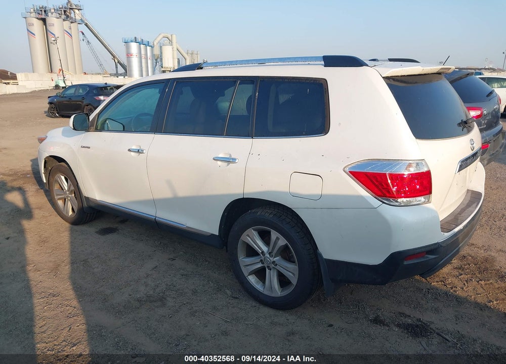 2013 TOYOTA HIGHLANDER LIMITED V6 VIN: 5TDDK3EH3DS212096