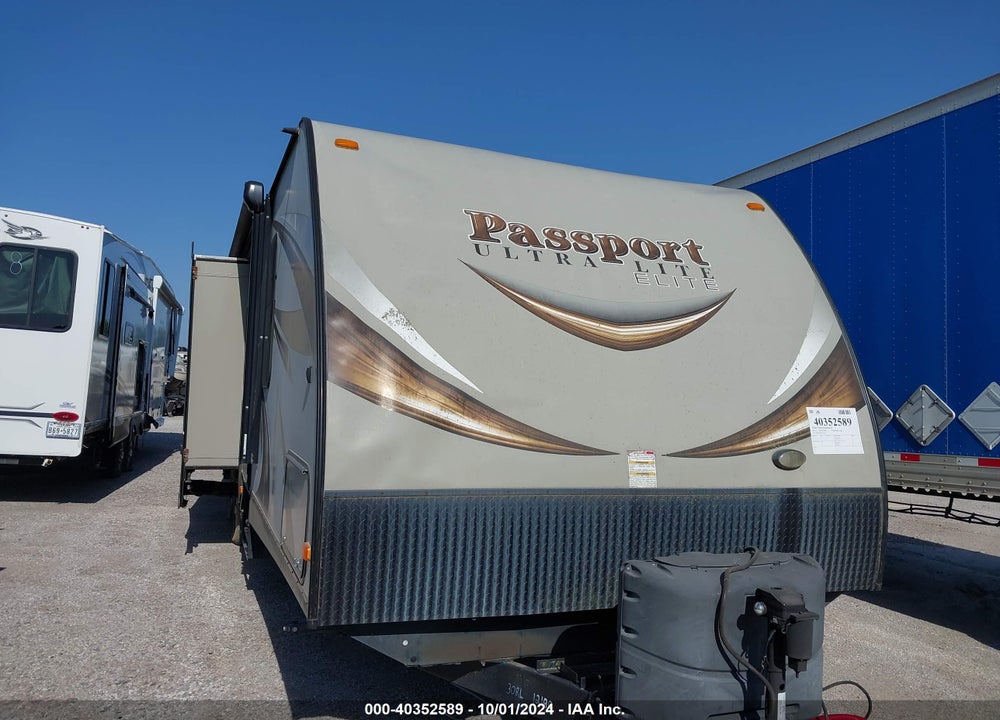 2015 KEYSTONE PASSPORT 30RL VIN: 4YDT30R20FT412190