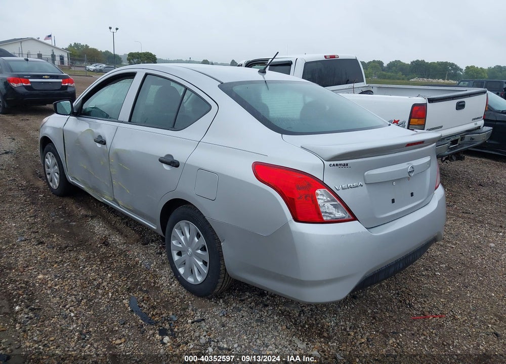 2018 NISSAN VERSA 1.6 S+ VIN: 3N1CN7AP3JL826089