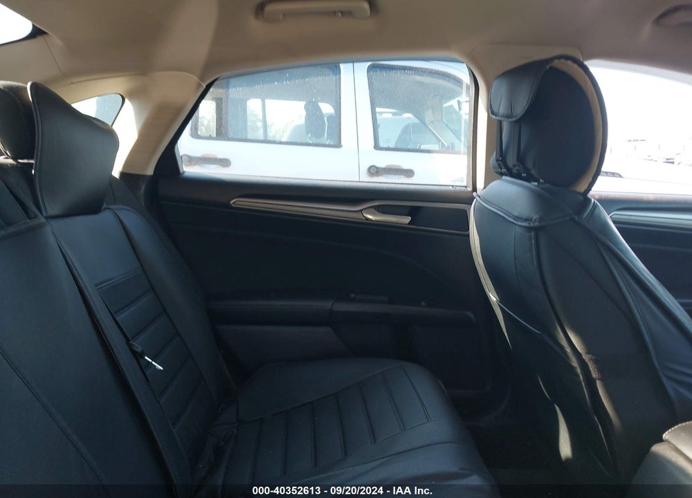 2017 FORD FUSION SE VIN: 3FA6P0H72HR414924