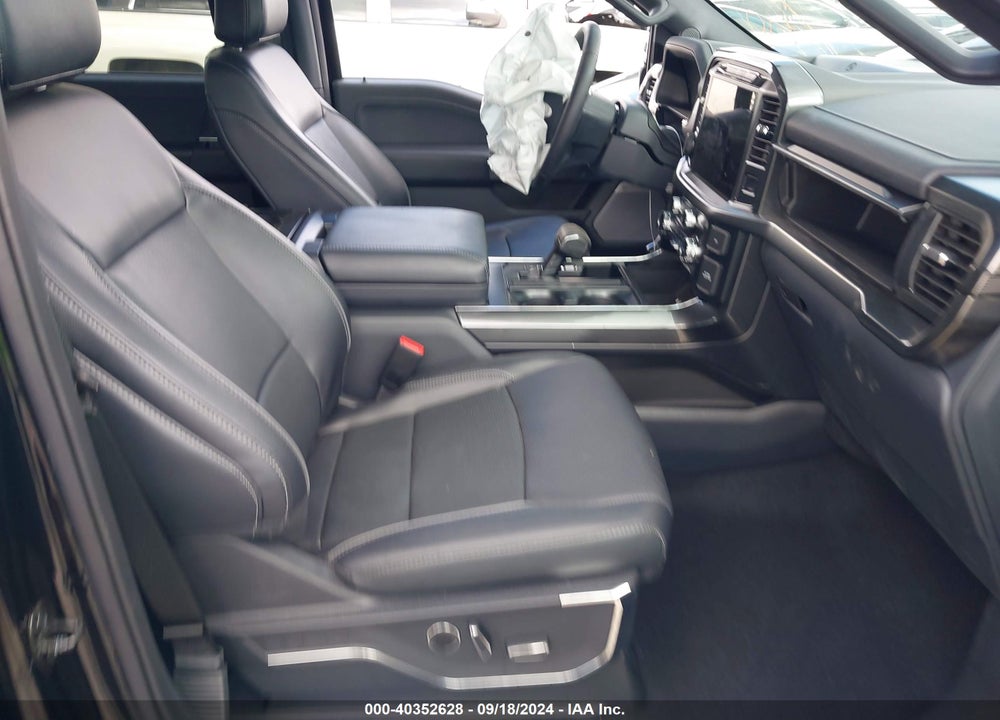 2023 FORD F-150 LARIAT VIN: 1FTFW1E51PFC24677