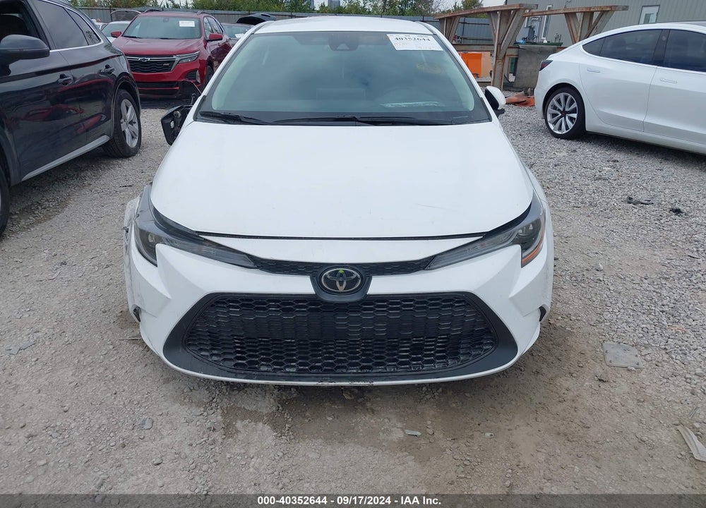 2021 TOYOTA COROLLA LE VIN: 5YFEPMAE8MP151795