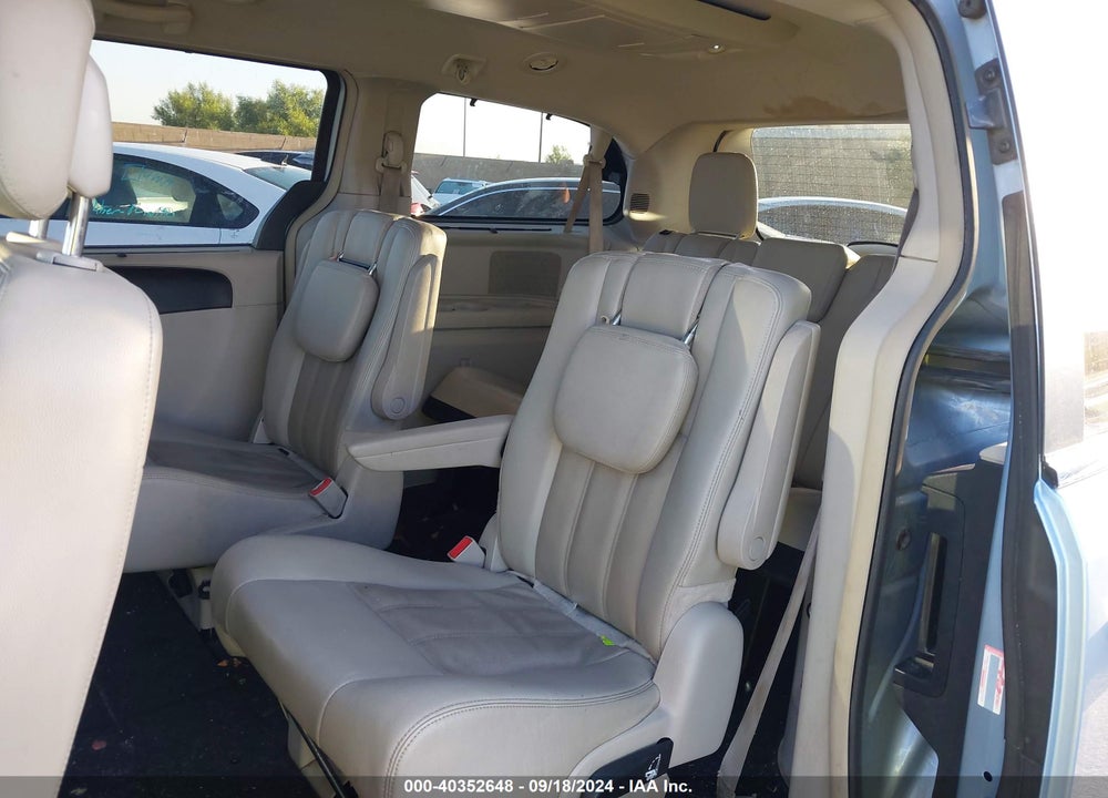 2016 CHRYSLER TOWN & COUNTRY TOURING VIN: 2C4RC1BG9GR149750