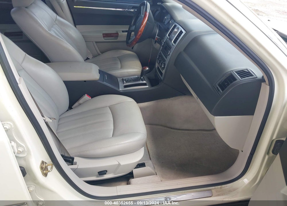 2005 CHRYSLER 300C VIN: 2C3JA63H35H574914