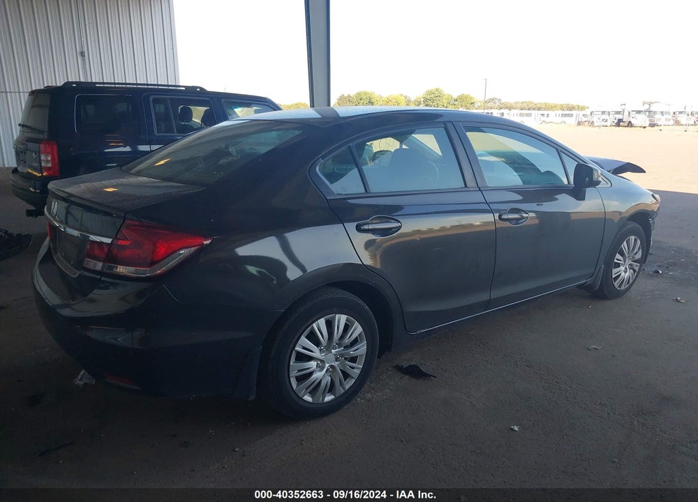 2013 HONDA CIVIC LX VIN: 2HGFB2F58DH524339