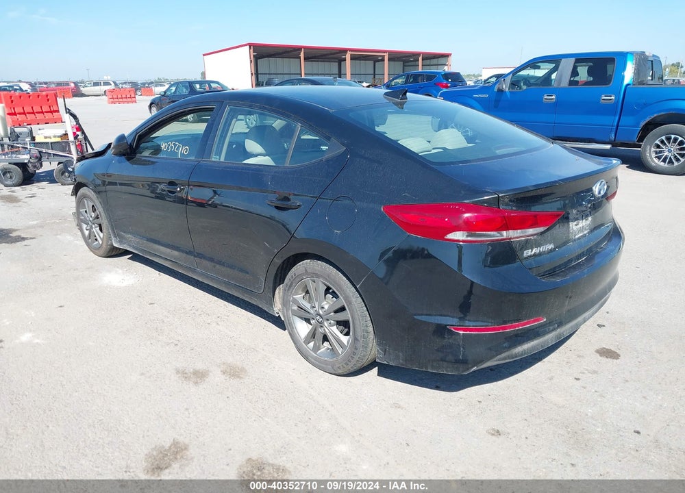 2017 HYUNDAI ELANTRA SE VIN: 5NPD84LF0HH123491