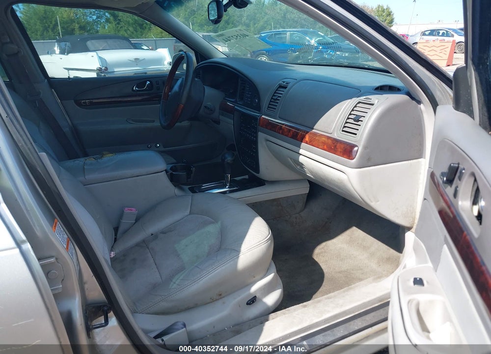 2002 LINCOLN CONTINENTAL VIN: 1LNHM97V12Y680729