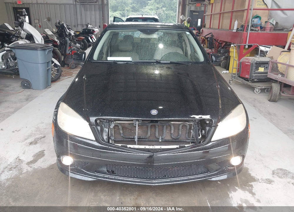 2010 MERCEDES-BENZ C 300 LUXURY/SPORT VIN: WDDGF5EB1AR104360