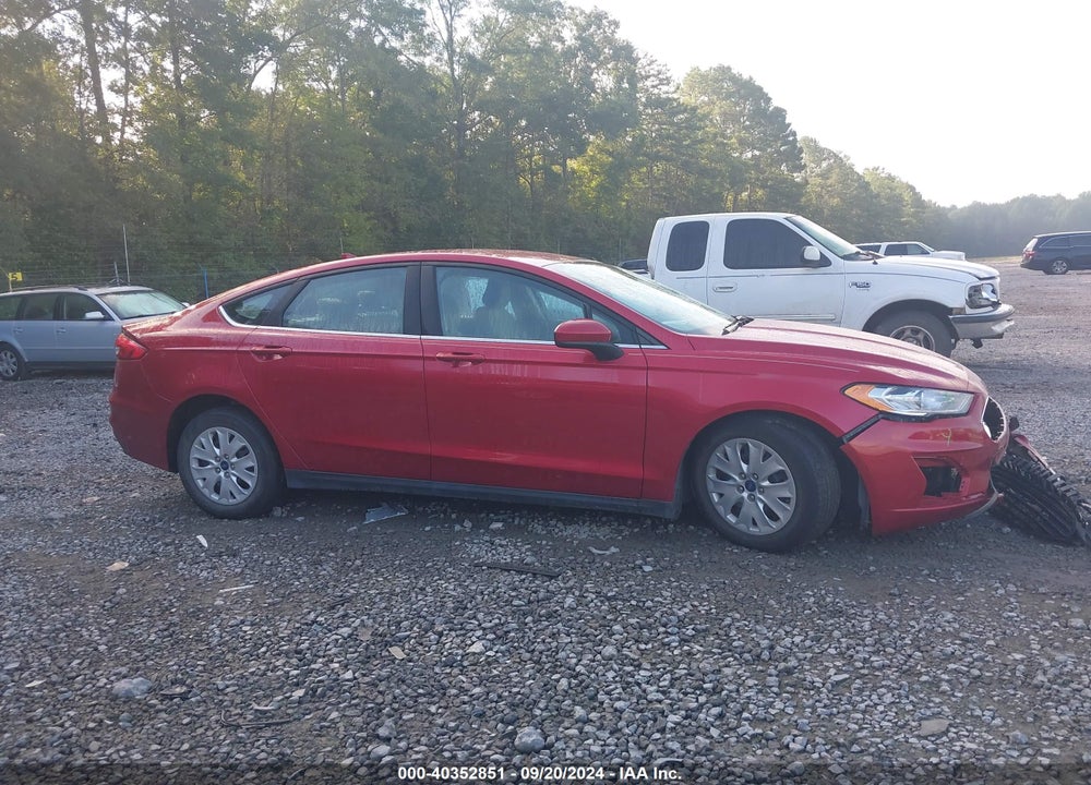 2020 FORD FUSION S VIN: 3FA6P0G78LR161571