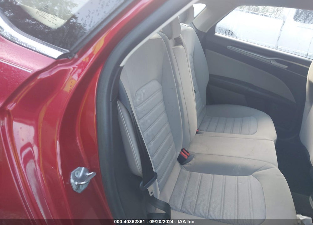 2020 FORD FUSION S VIN: 3FA6P0G78LR161571