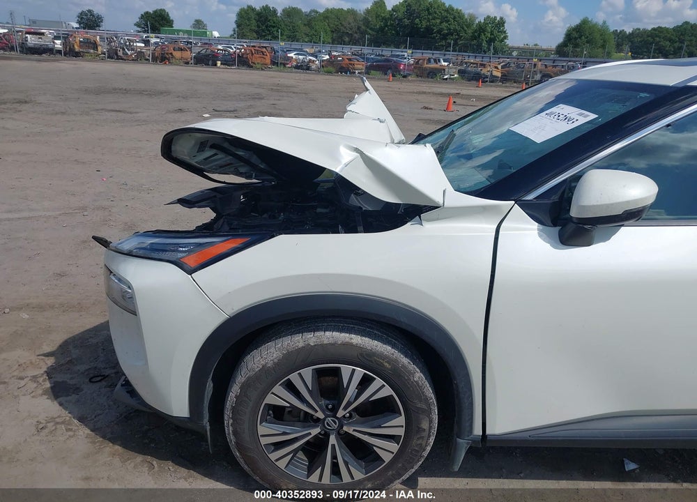 2021 NISSAN ROGUE SV FWD VIN: JN8AT3BA7MW017730