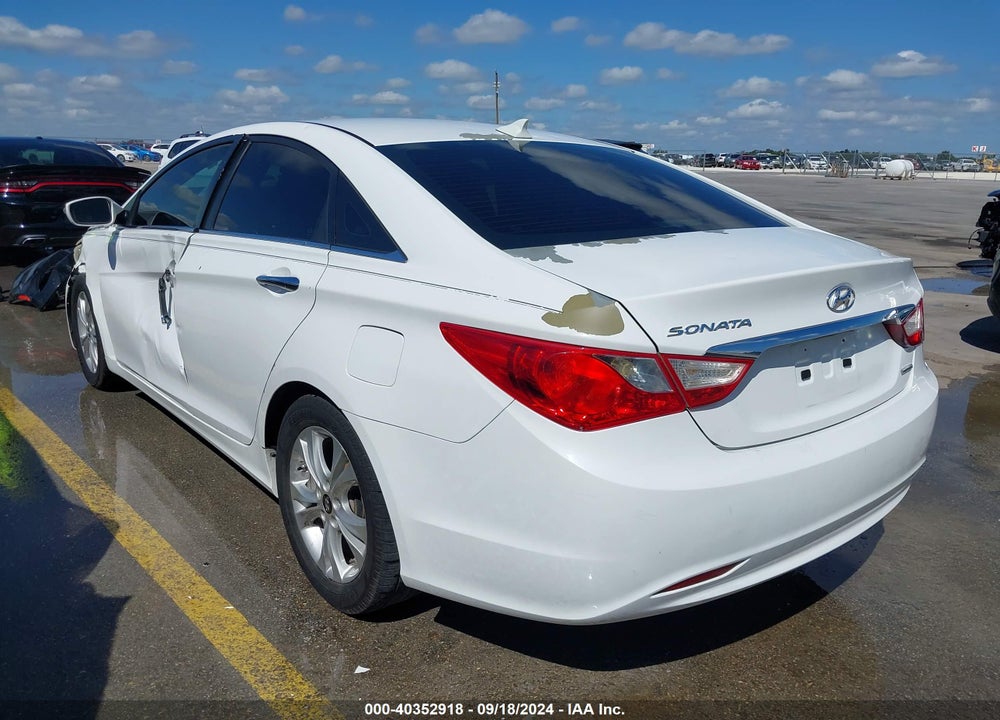 2013 HYUNDAI SONATA LIMITED VIN: 5NPEC4AC1DH641809