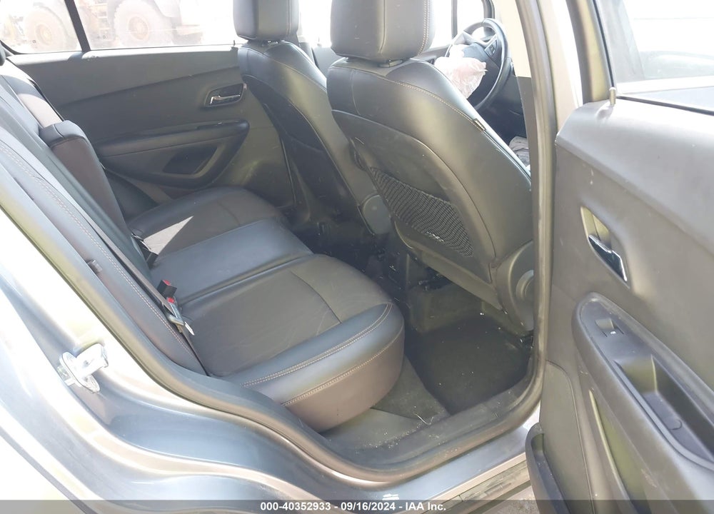 2019 CHEVROLET TRAX LT VIN: KL7CJLSB1KB940094