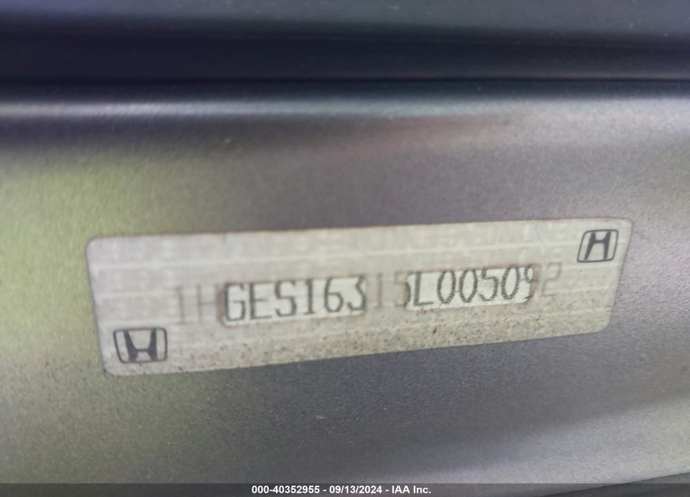 2005 HONDA CIVIC VP VIN: 1HGES16315L005092