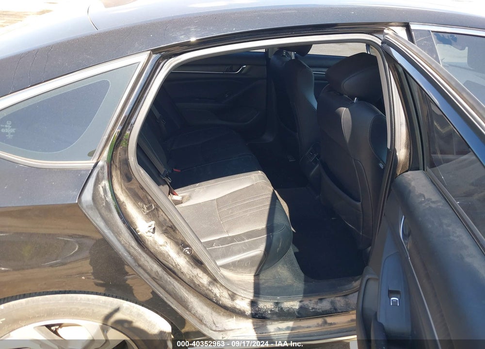 2018 HONDA ACCORD EX-L VIN: 1HGCV1F5XJA052255